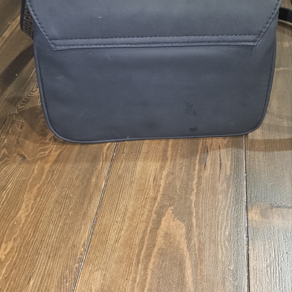 Versace parfums purse - Picture 3 of 10